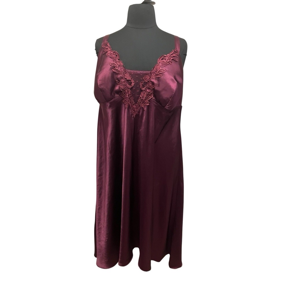 Flora by Flora Nikrooz Stella Lingerie Bra Padding Silky Lace Nightgown 3X